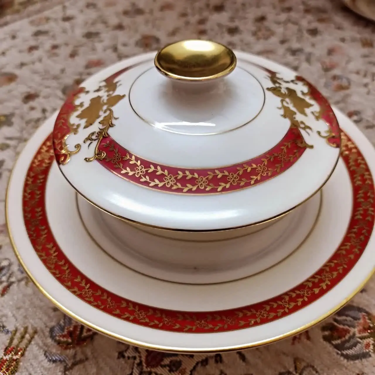 خاویار خوری ژاپنی 
