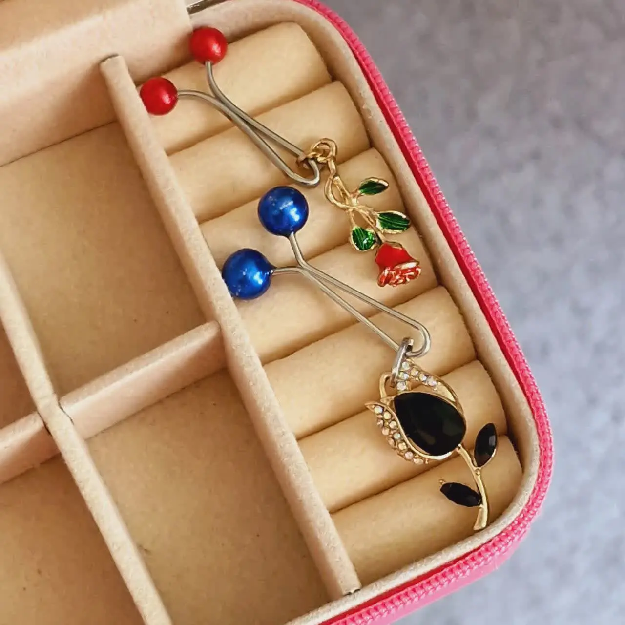 گیره روسری جنس خوب ❤️
