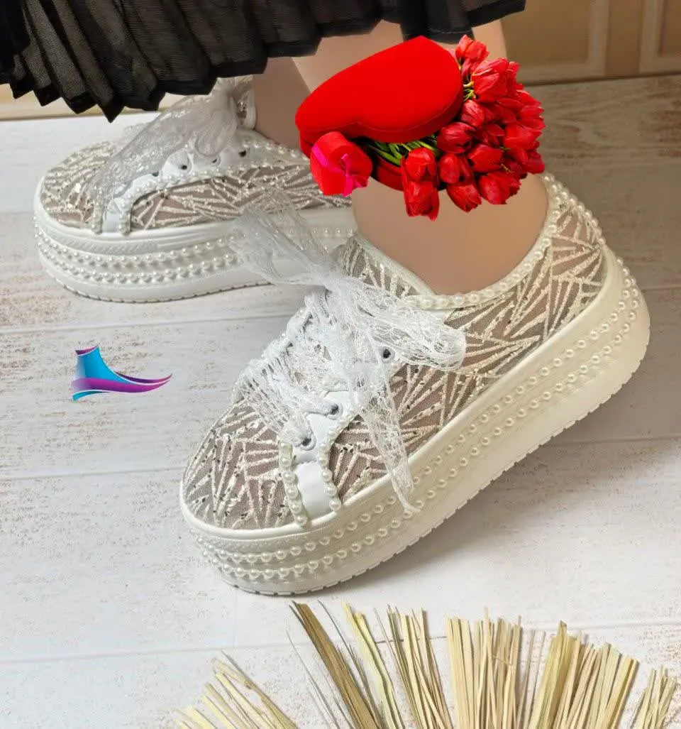 ونس عروسکی دخترانه