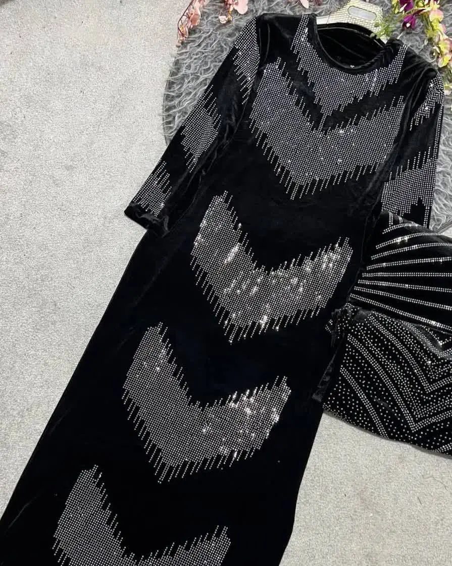 👚 نام: ماکسی مجلسی نگینی
