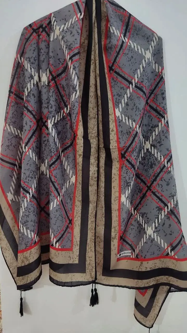 شال نخی منگوله دار😍