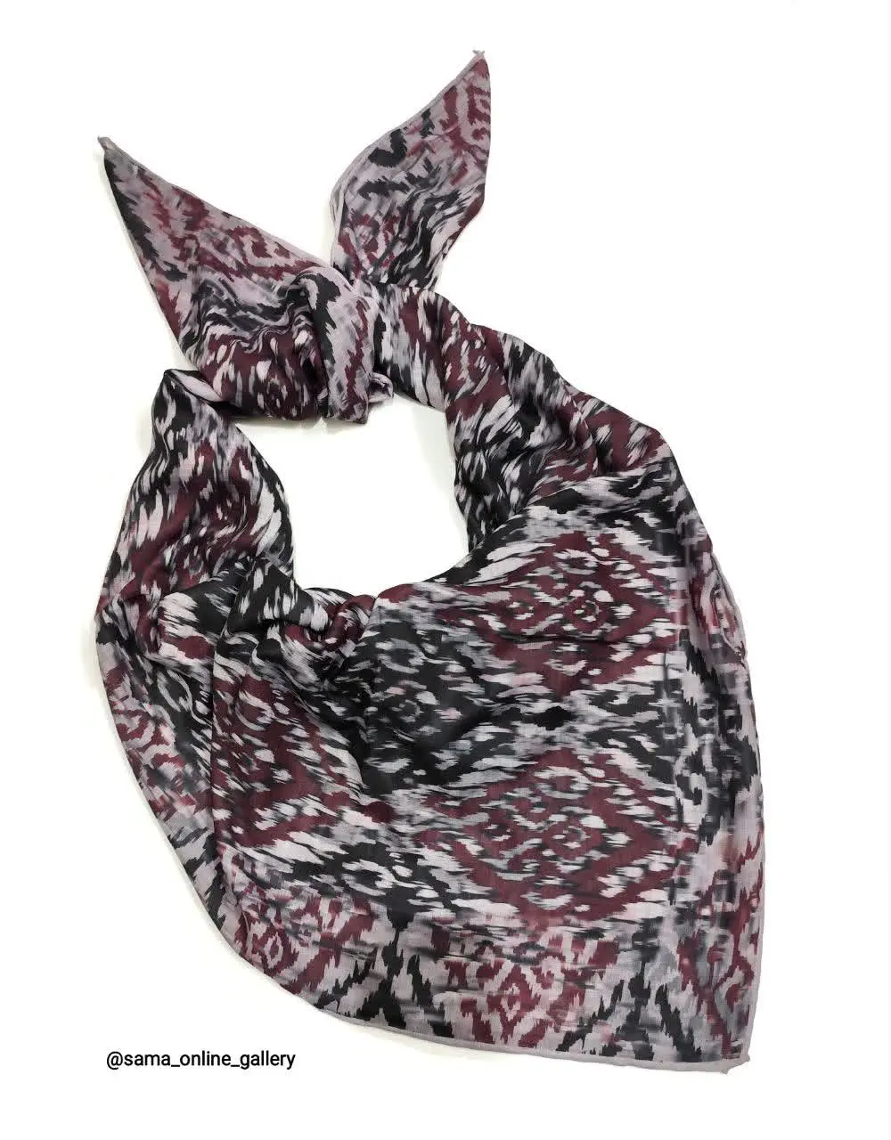 💥 این روسری کیفیت خیلی بالایی داره 
