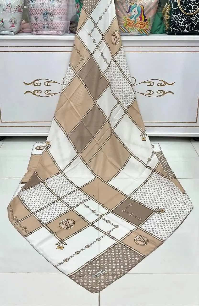 🎗#عنوان_روسری سفید کرم
