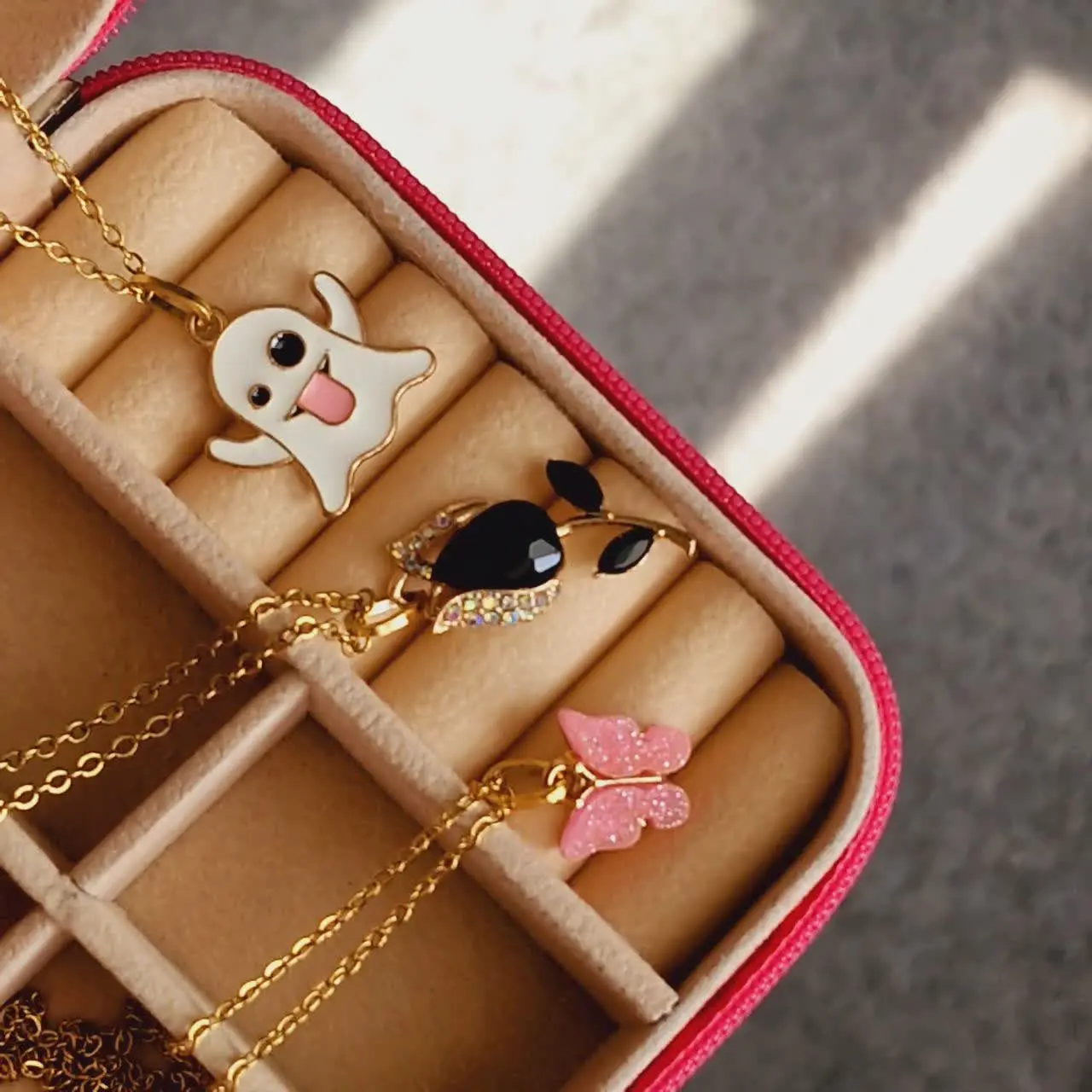 گردنبند فانتزی 
