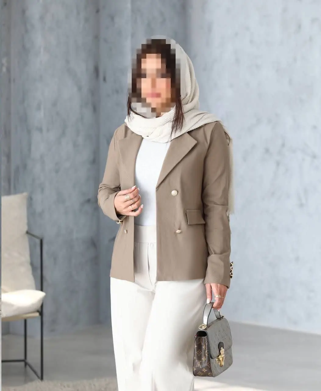 ☔️نام: دوتیکه اناهیتا
