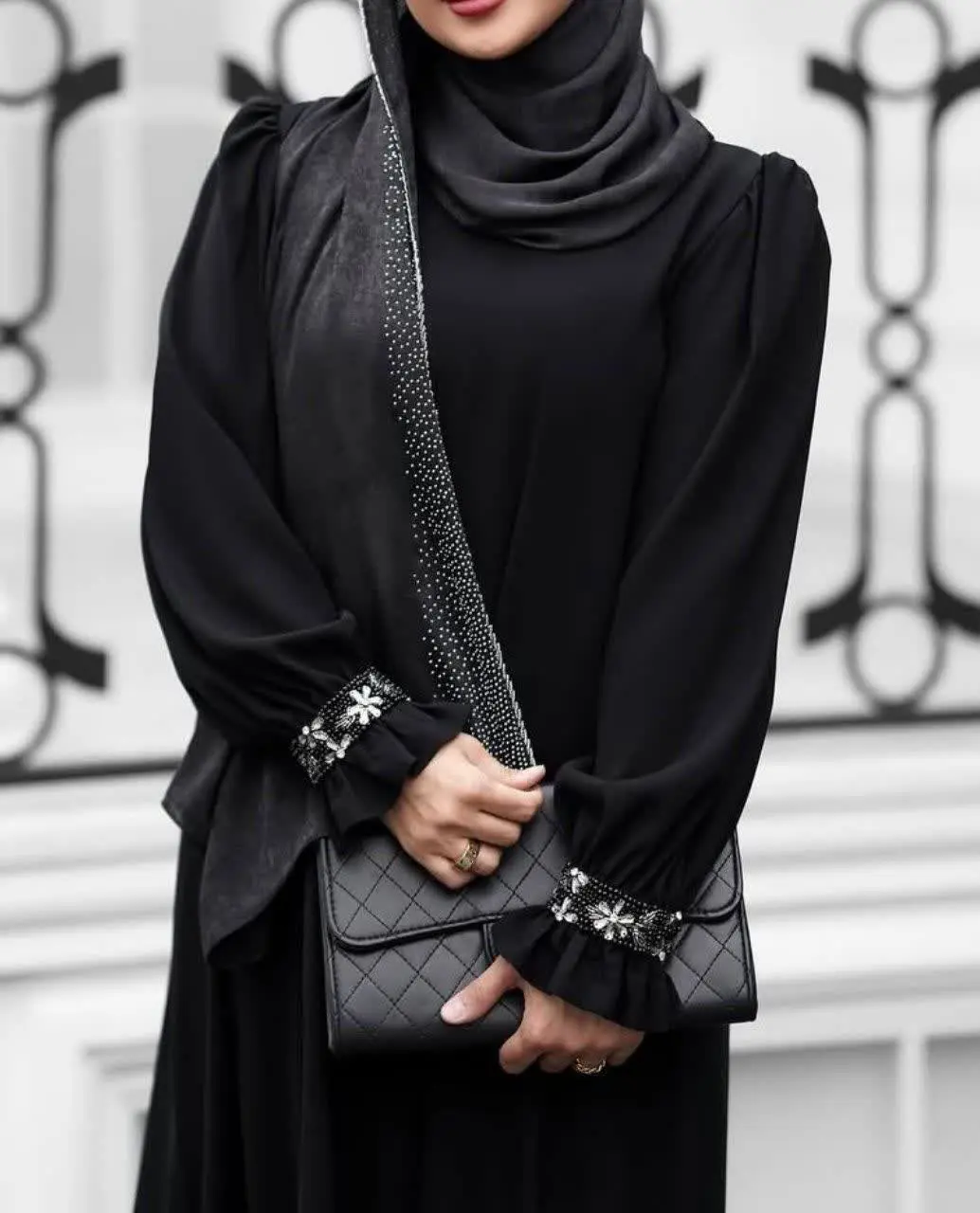 👚 نام: عبا محنا
