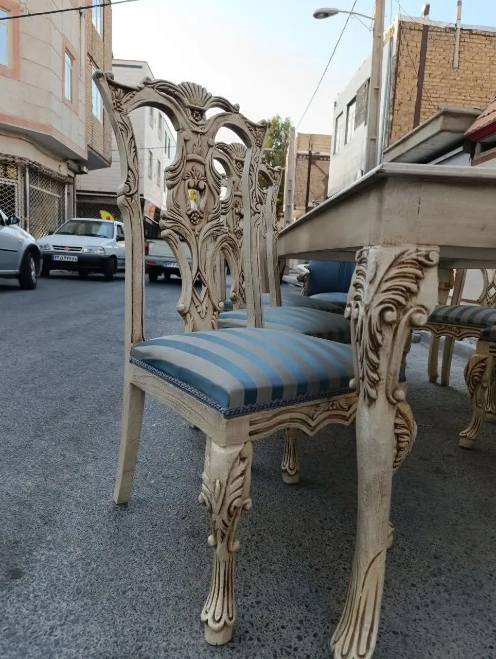 مبلمان ۷ نفره به همراه لاوست
