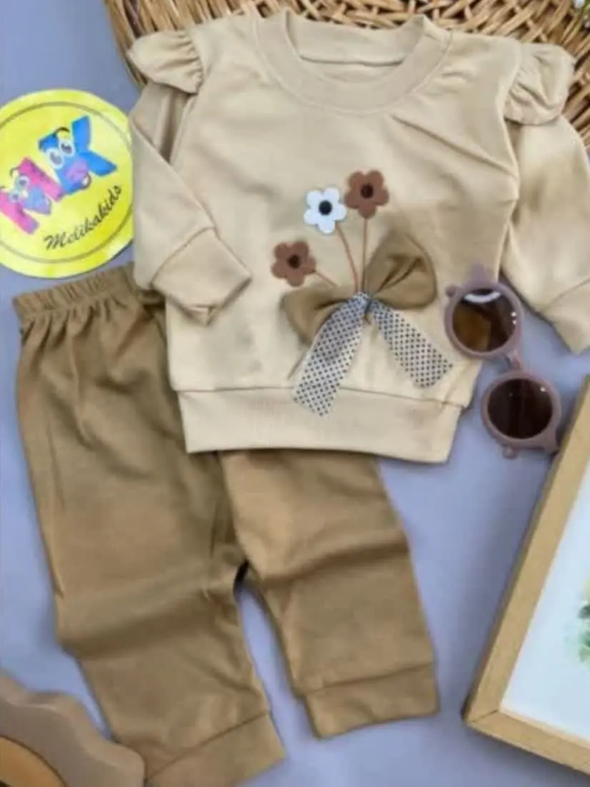 بلوز شلوار طرح گل و پاپیون...