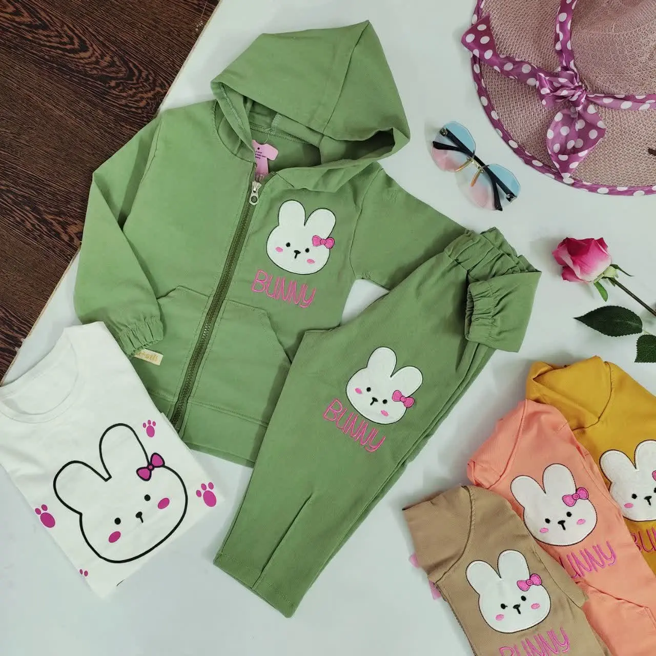  شلوار کمرکشی مدل مام فیت
