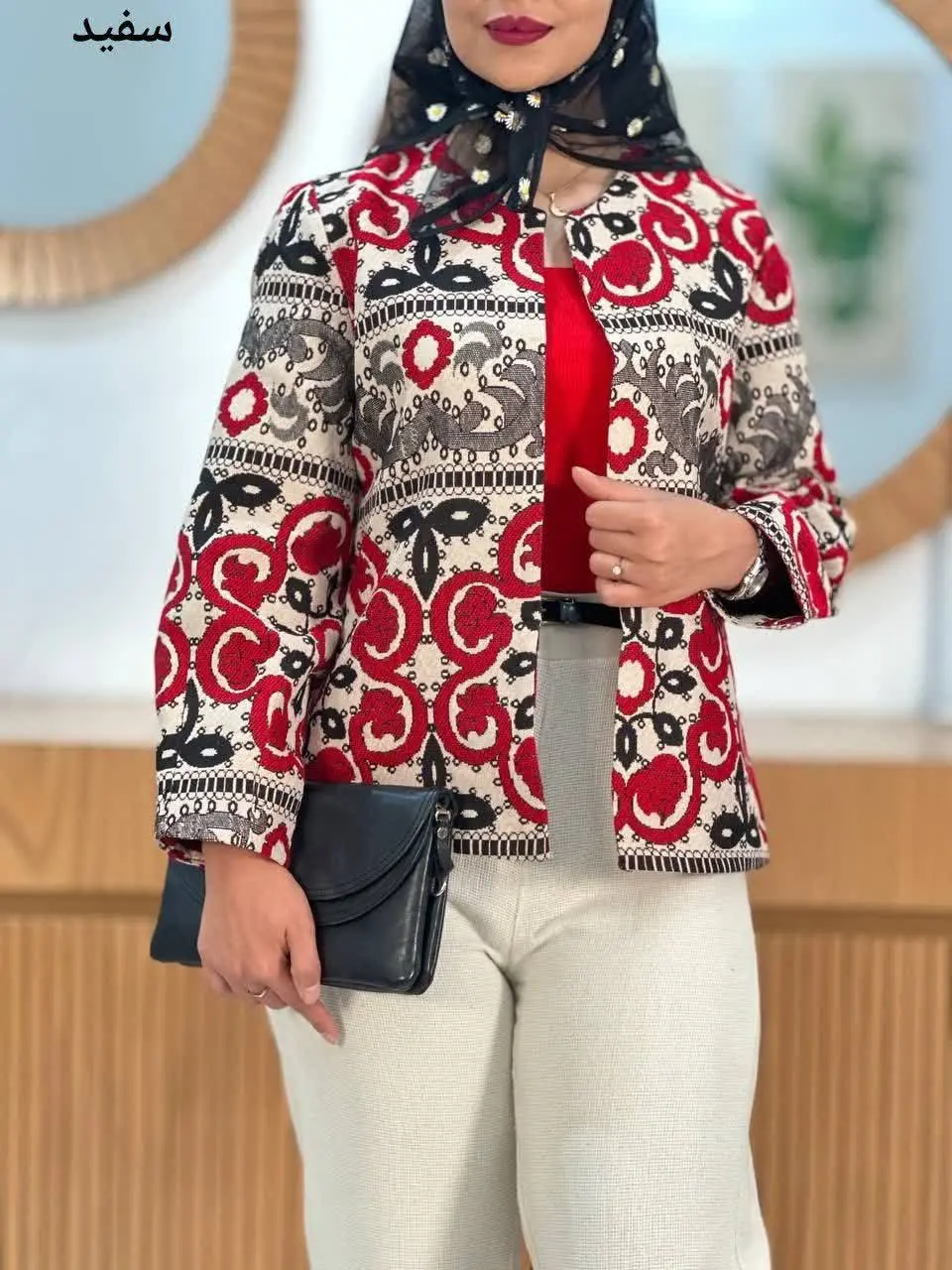 نام: کت لیانا
