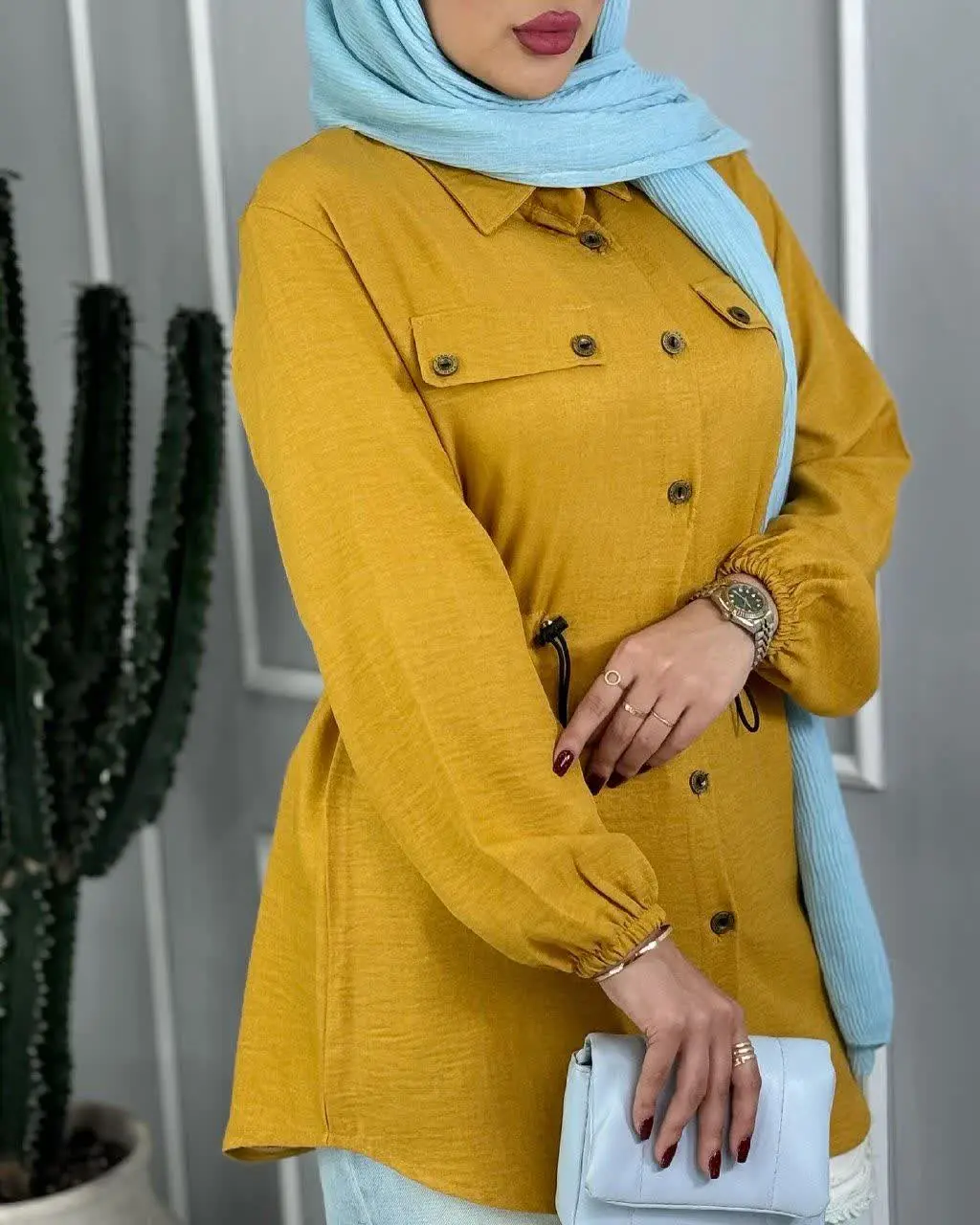 نام: مانتو گیتی
