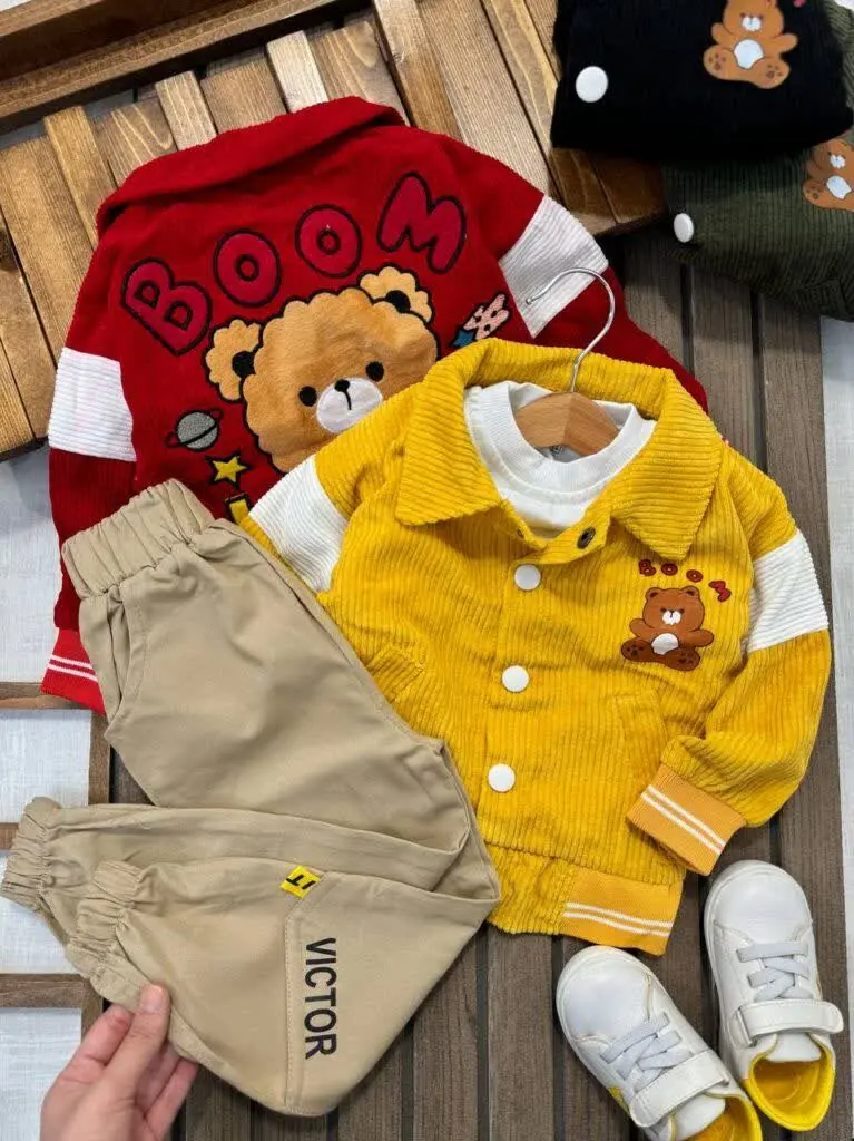 سه تیکه بوم
