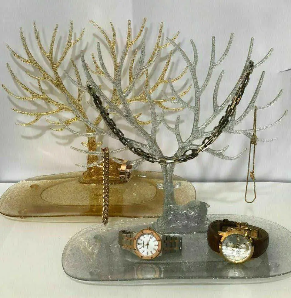 🌸جاجواهری گوزن اکلیلی🦌🌸
