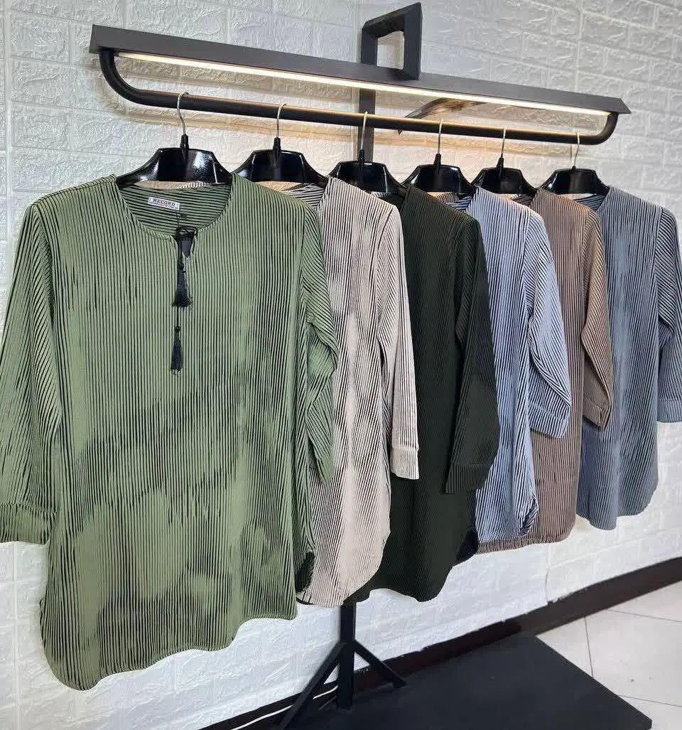 بلوز یقه کوبایی منگوله دار 🤩
