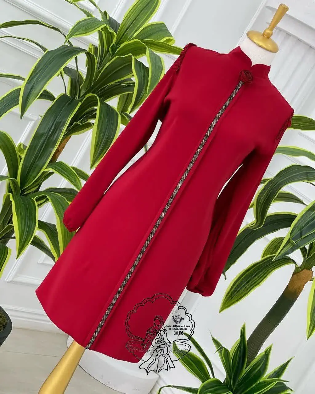 🔥 مانتوی جذاب و باکیفیت! 🔥
