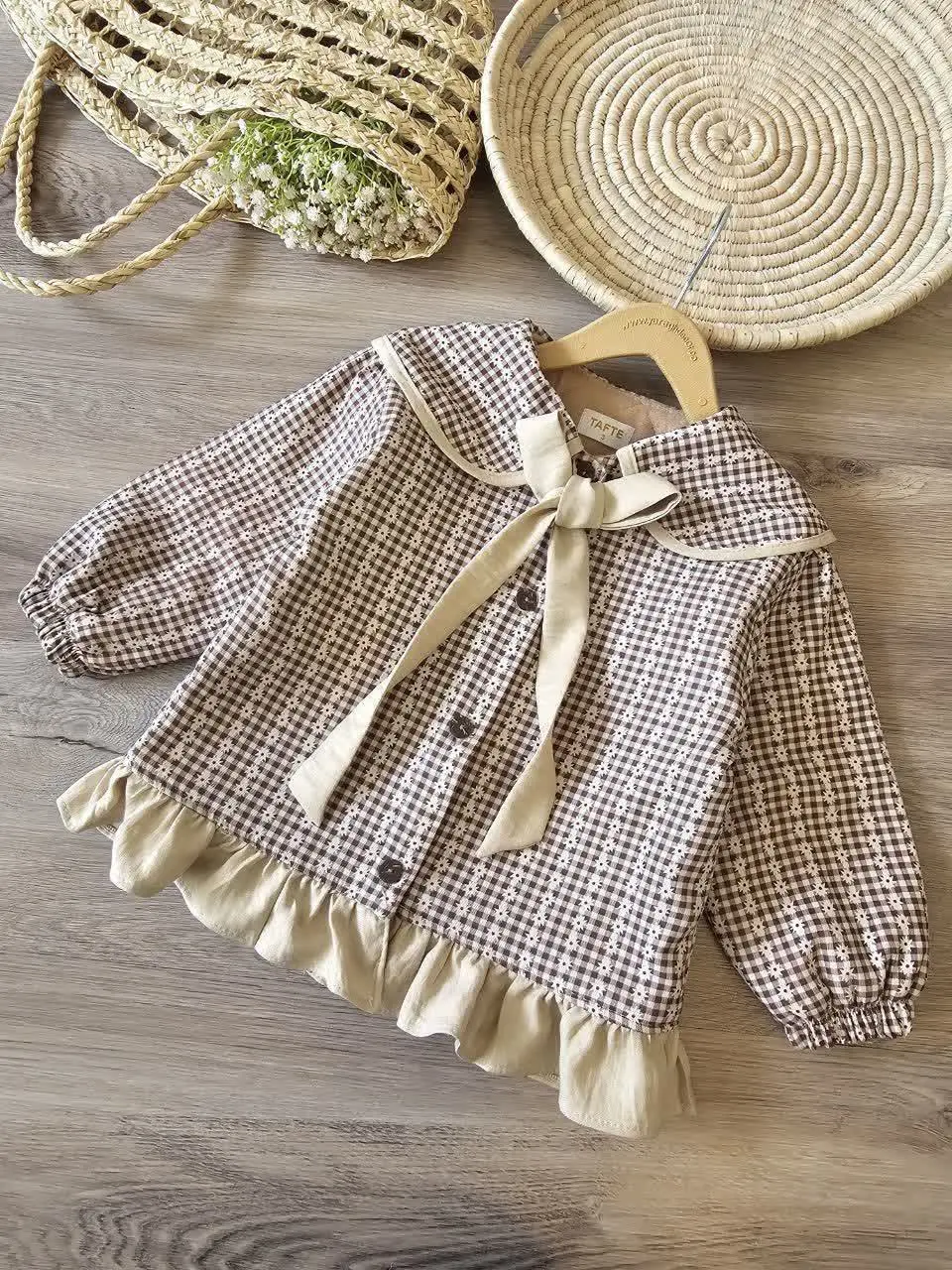 🌺حس خوب بهار رو با سویشرت جدیدمون تجربه کنین. 🌺
