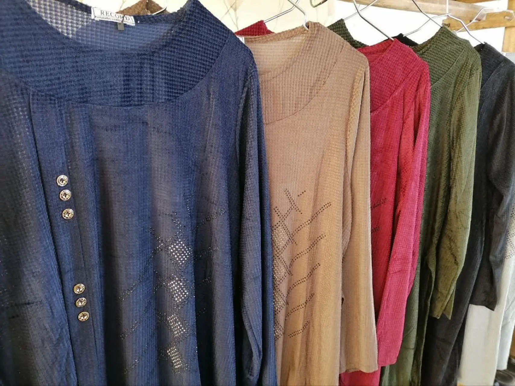 👚نام: ماهک
