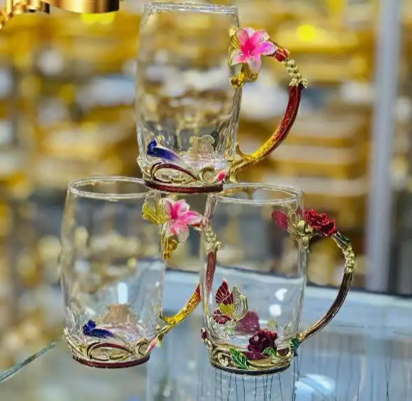 لیوان پایه بلند گل برجسته پرس شده خارجی رسید 🇸🇬🇹🇷🇨🇳
