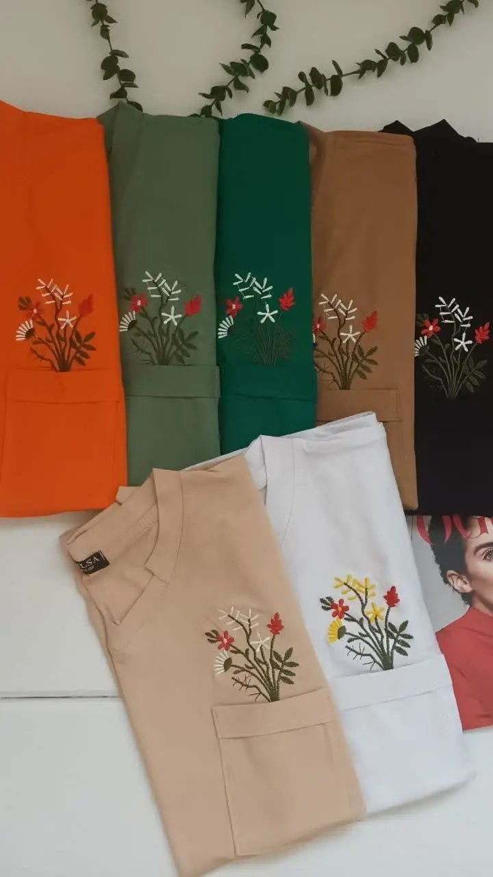 🌼تیشرت طرح دسته گل، گلدوزی شده
