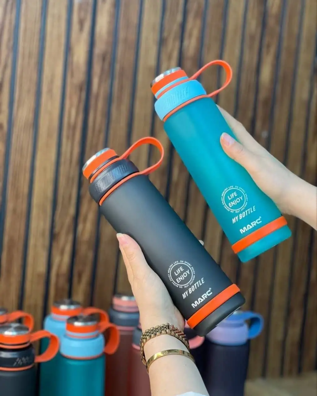 قمقمه درب پیچ رسید