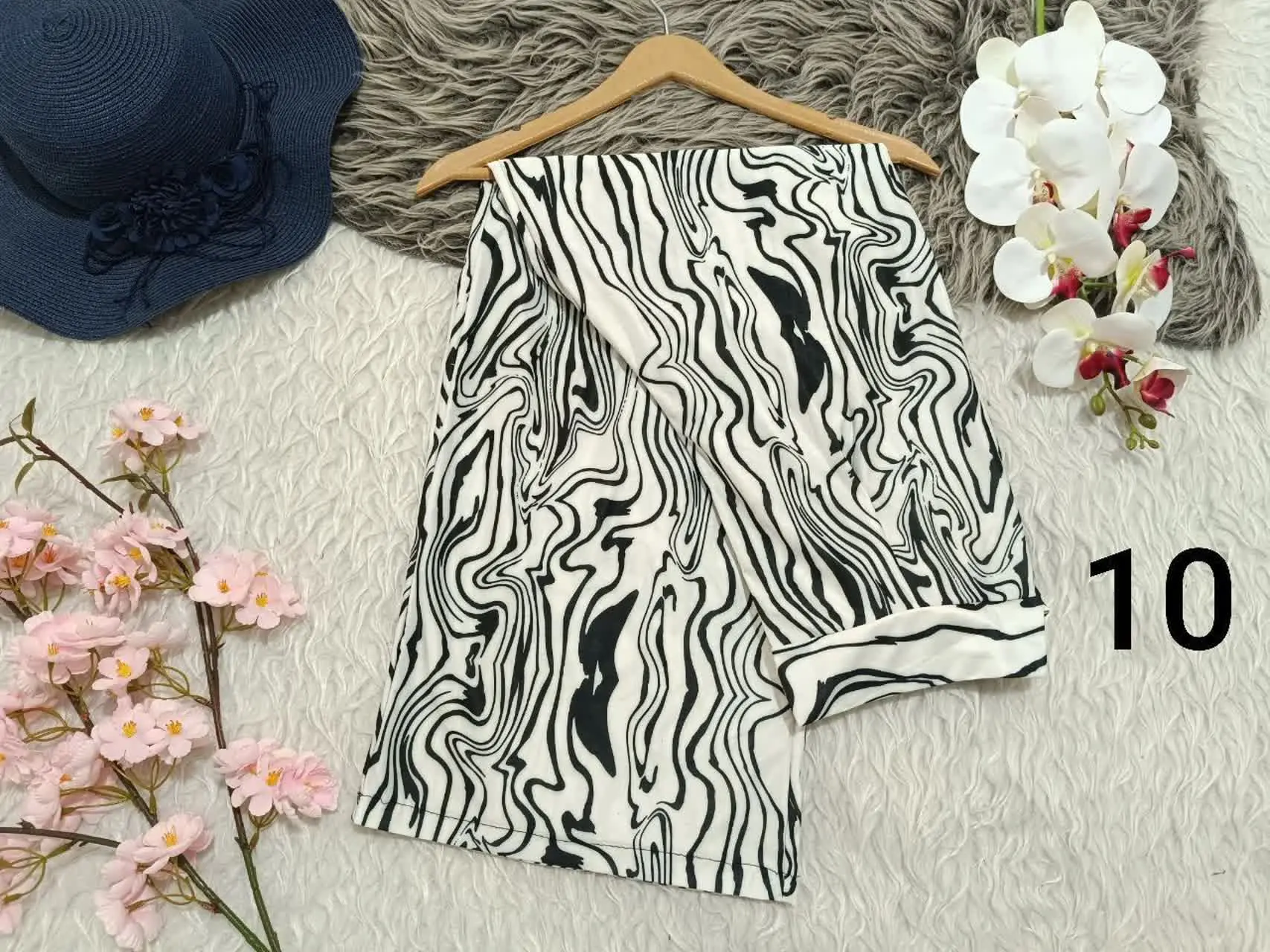 نام: شلوار بگ طرح دار ۱۰۵۲
