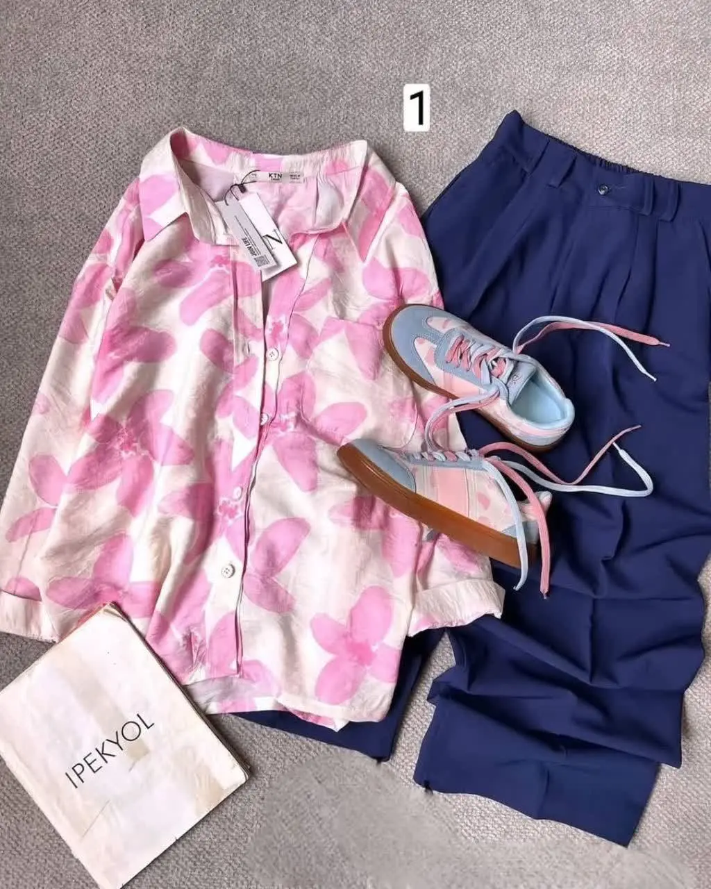 شومیز شلوار گلی نیلو شیک