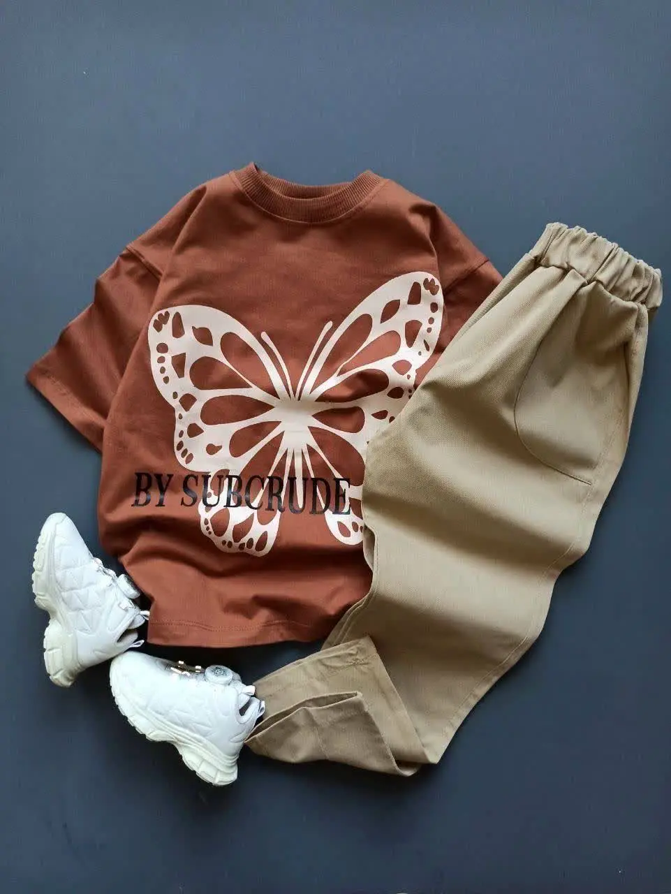 👚نام: تیشرت پروانه + شلوار کتان 😍
