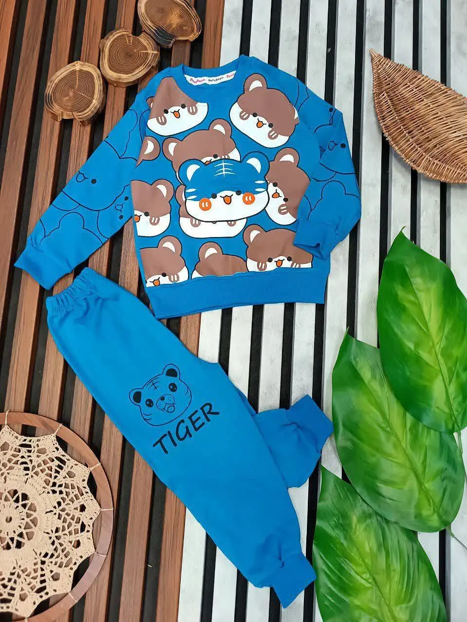 🦕😍بلوز شلوار طرح پیشی ملوس 🙊