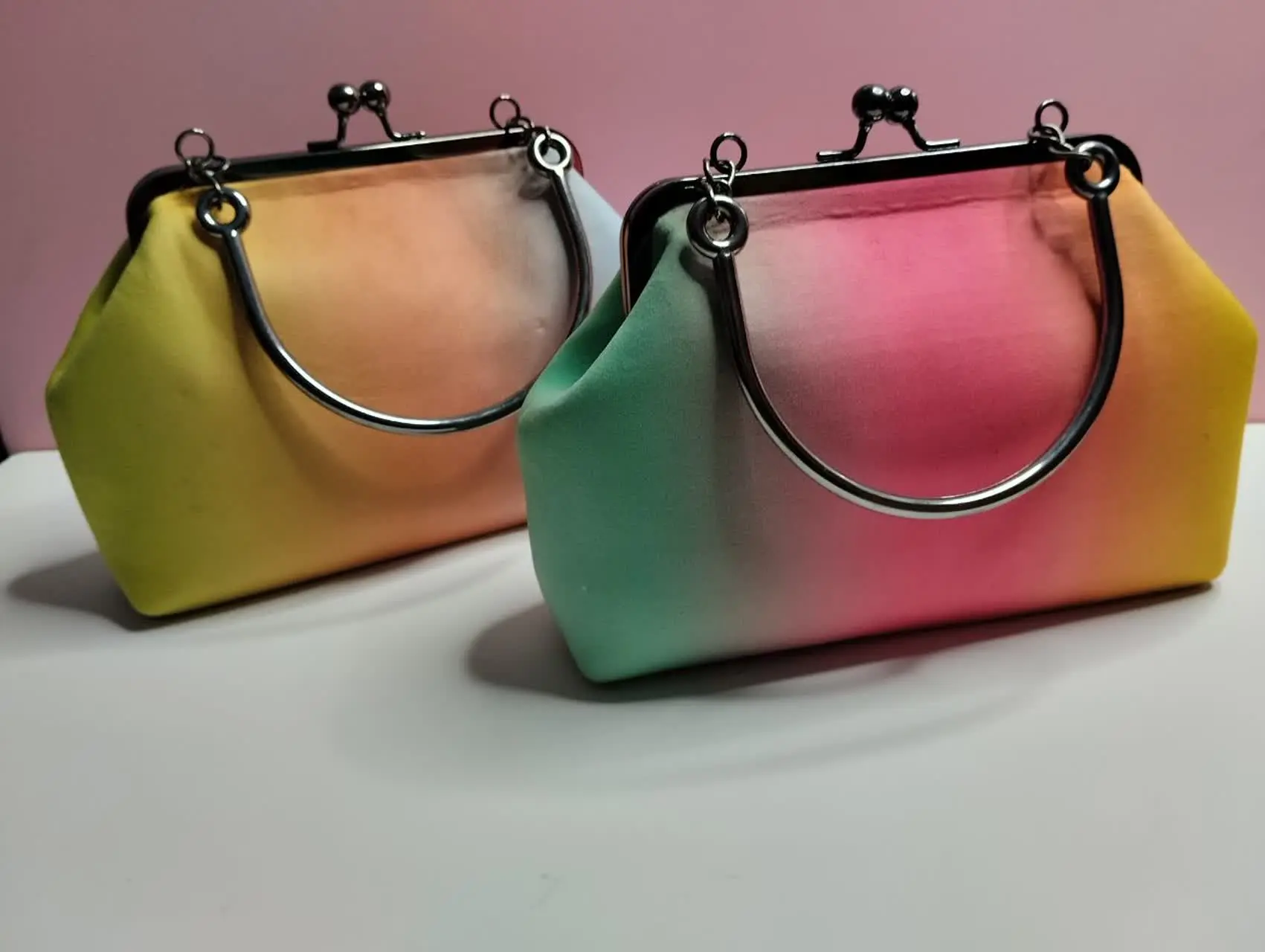 زیبا 😍زیبا مثل رنگین کمان 
