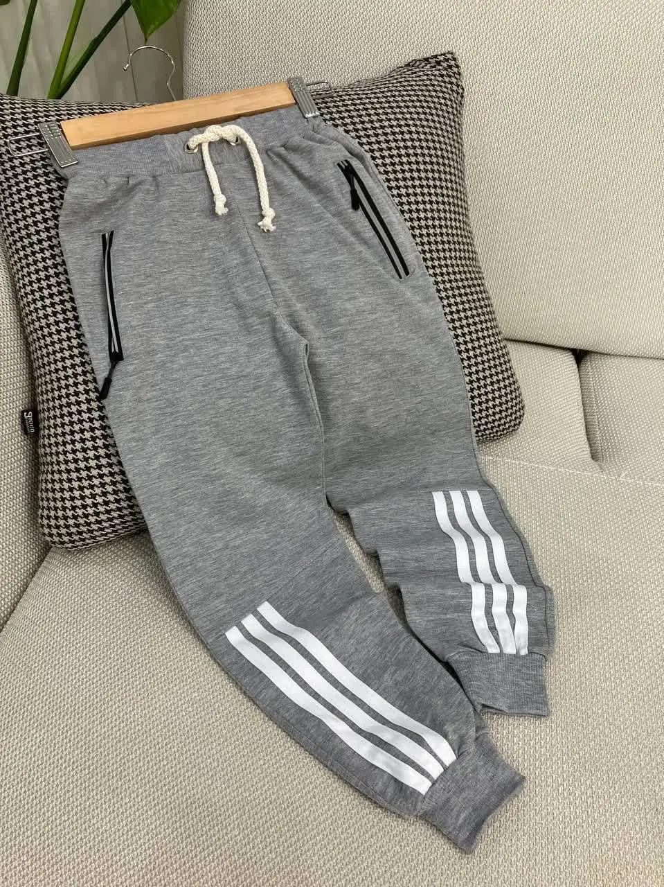 شلوار اسلش جنس اعلا جیب دار 
