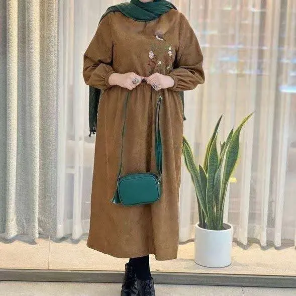 نام: پیراهن گلدوزی گنجشک
