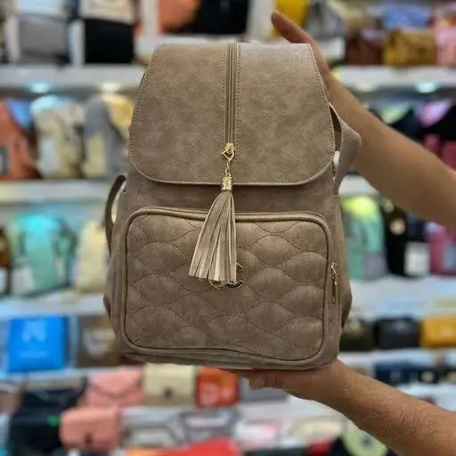 س🌸 نام: کوله شانل
