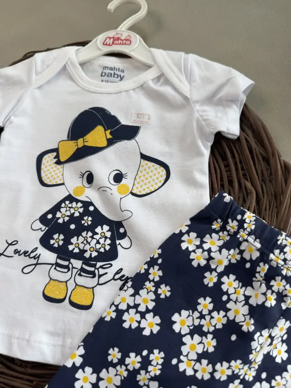 نام محصول: بلوز و شلوار مهتا🎊
