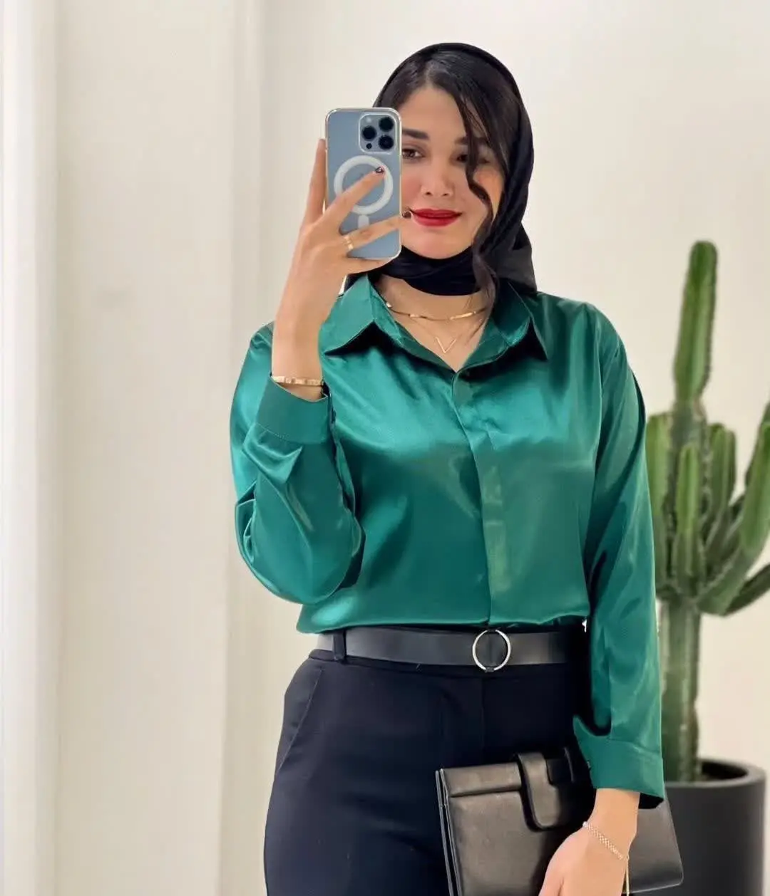 نام: شومیز ساتن شقایق
