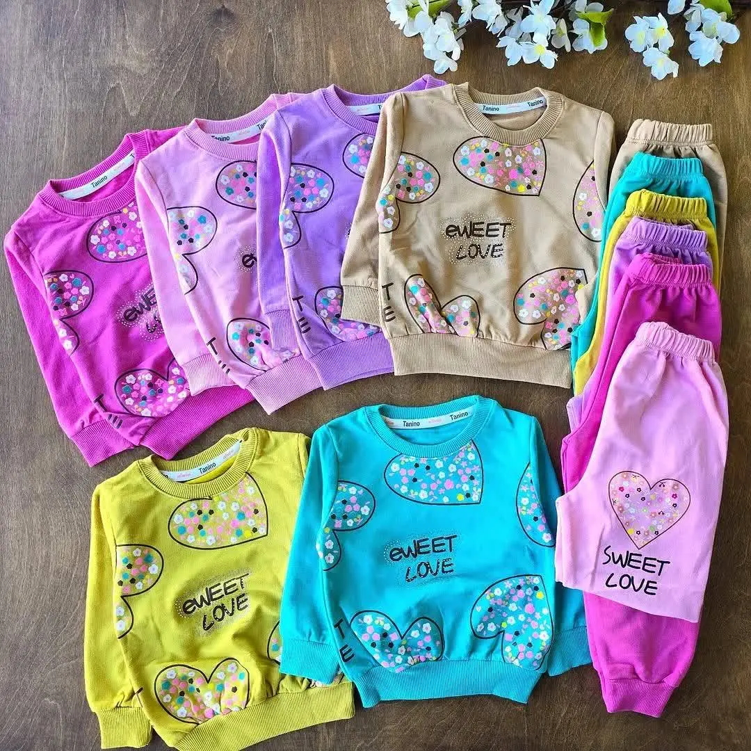 بلوز شلوار نگینی یه ست جذاب دخترونه مناسب مهمونی خودمونی و خونه 
