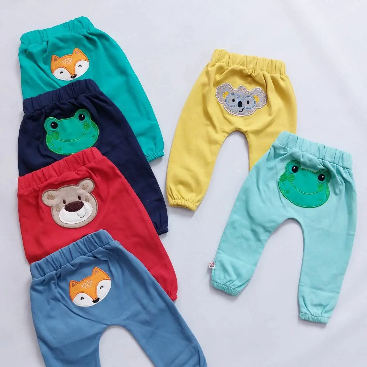 شلوار راحتی حیوانات گلدوزی 😍
