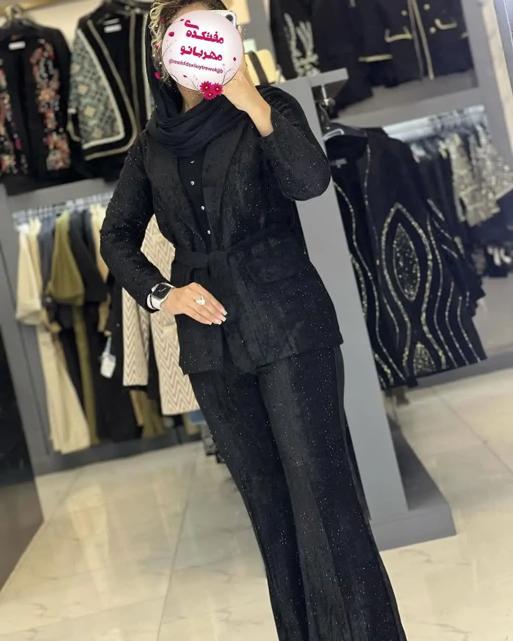 👚نام: کت شلوار مخمل یقه انگلیسی نگین مشکی
