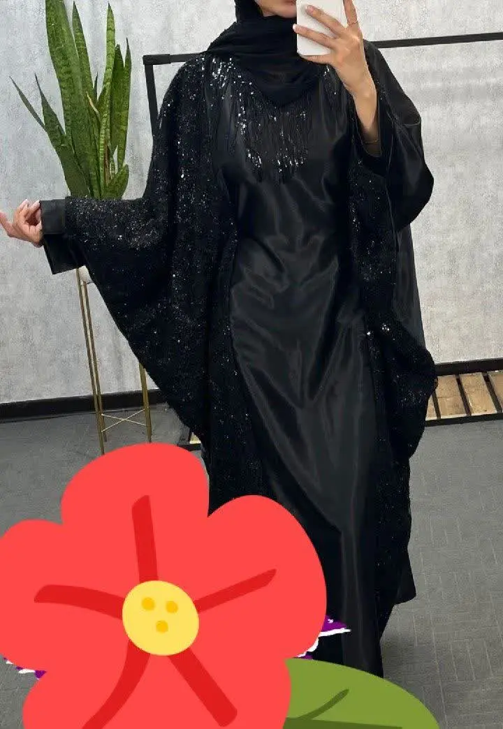 نام: مانتو عبایی کنار گیپور
