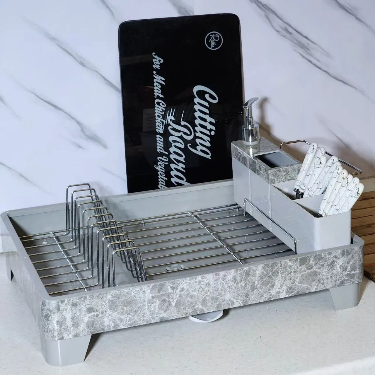 🌻این آبچکان از خانواده مارب...