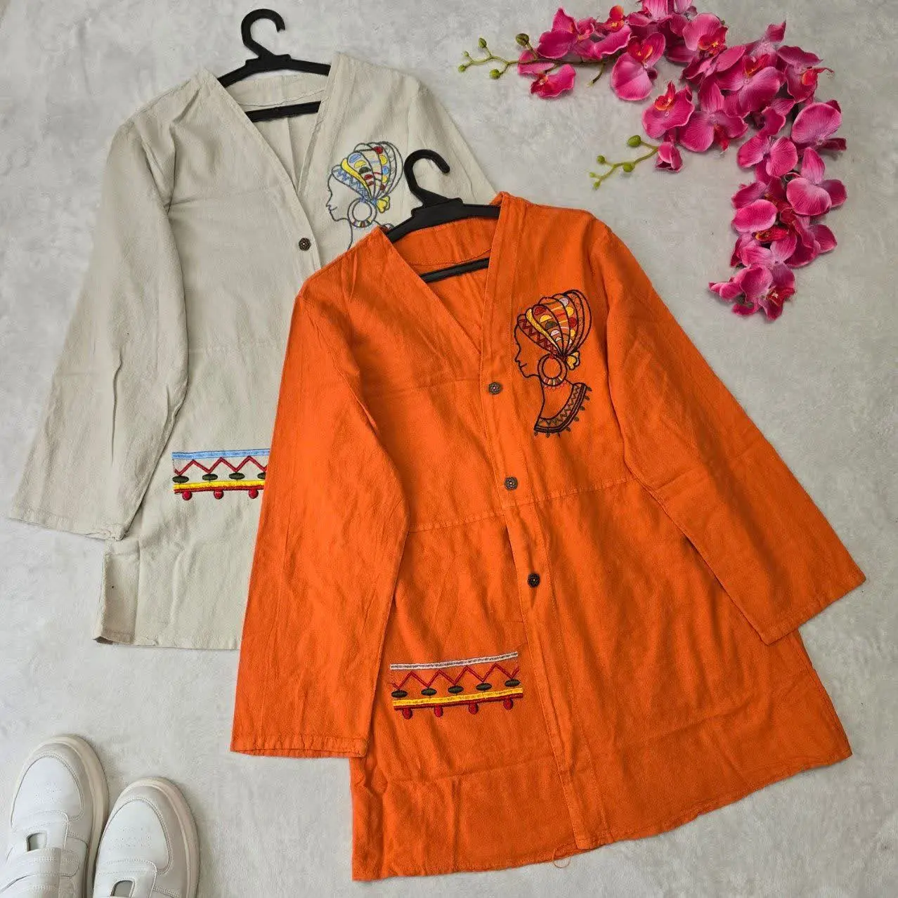 🌸 نام: مانتو آدیتی 
