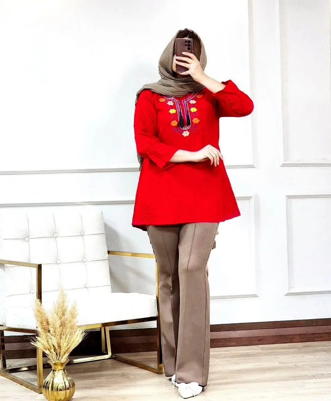 نام: تونیک نورا
