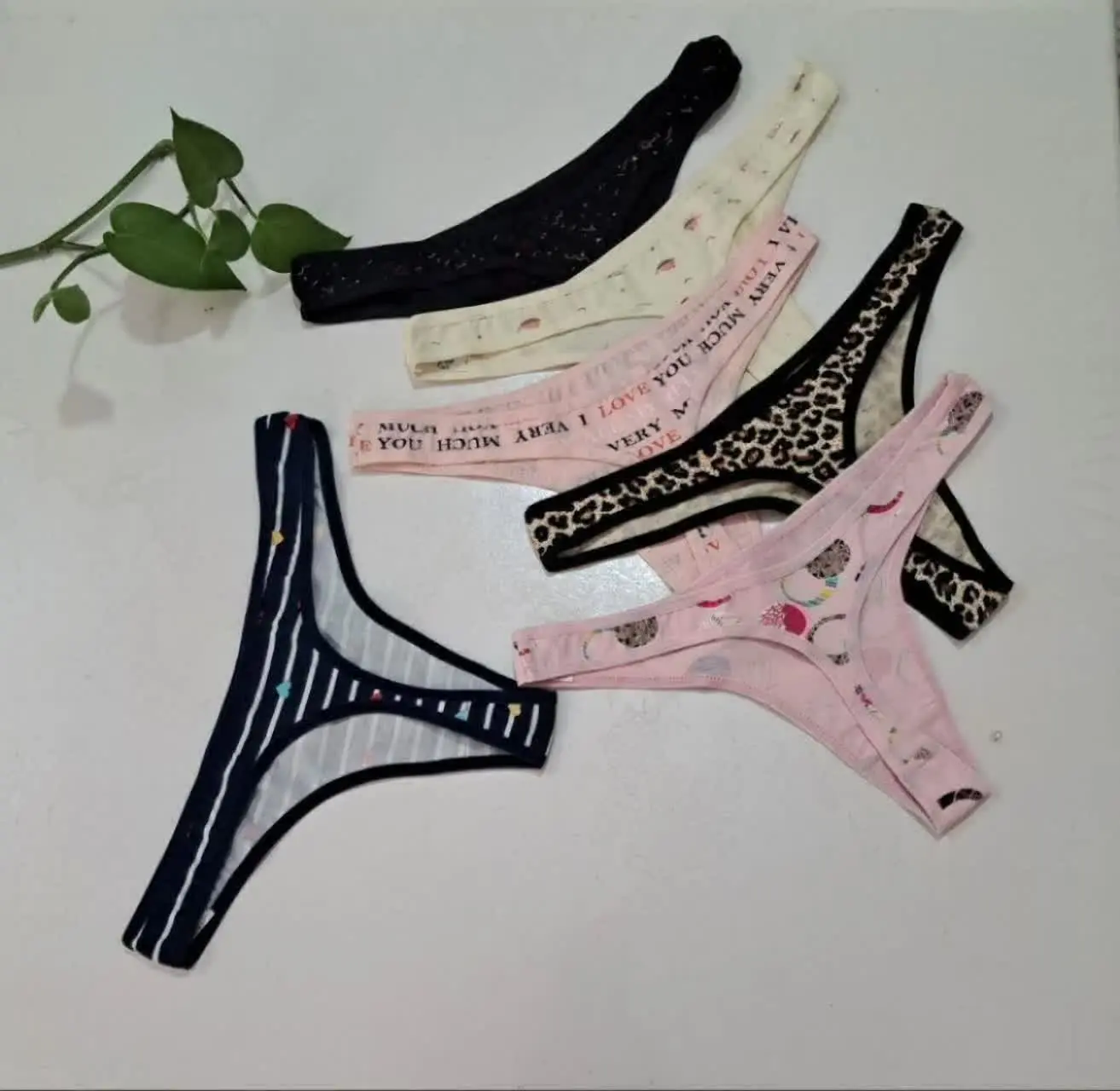 💖 شورت لامبادا طرح دار 💖 
