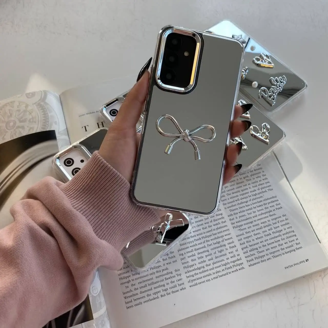 📱مدل قاب: قاب آینه‌ای طرح پاپیون و قلب مخصوص انواع #سامسونگ #شیائومی و #آیفون 
