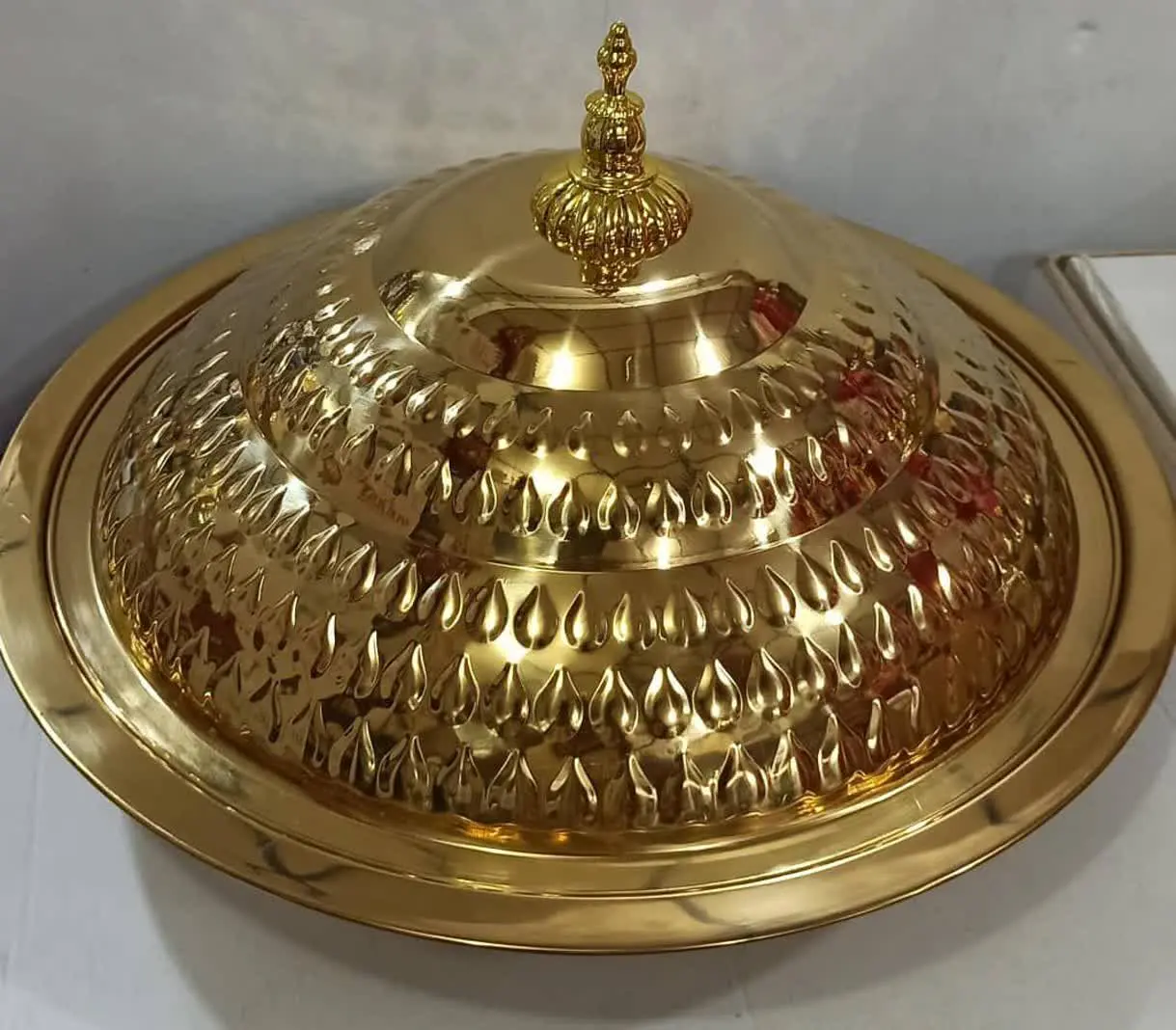 دیس استیل سر دار طلایی جنس ضخیم 
