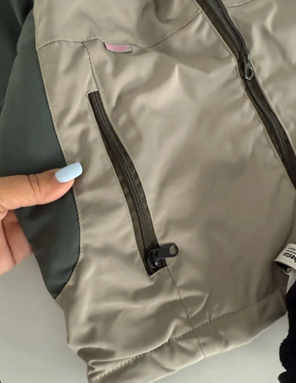 یک کاپشن فوق العاده شیک و ب...