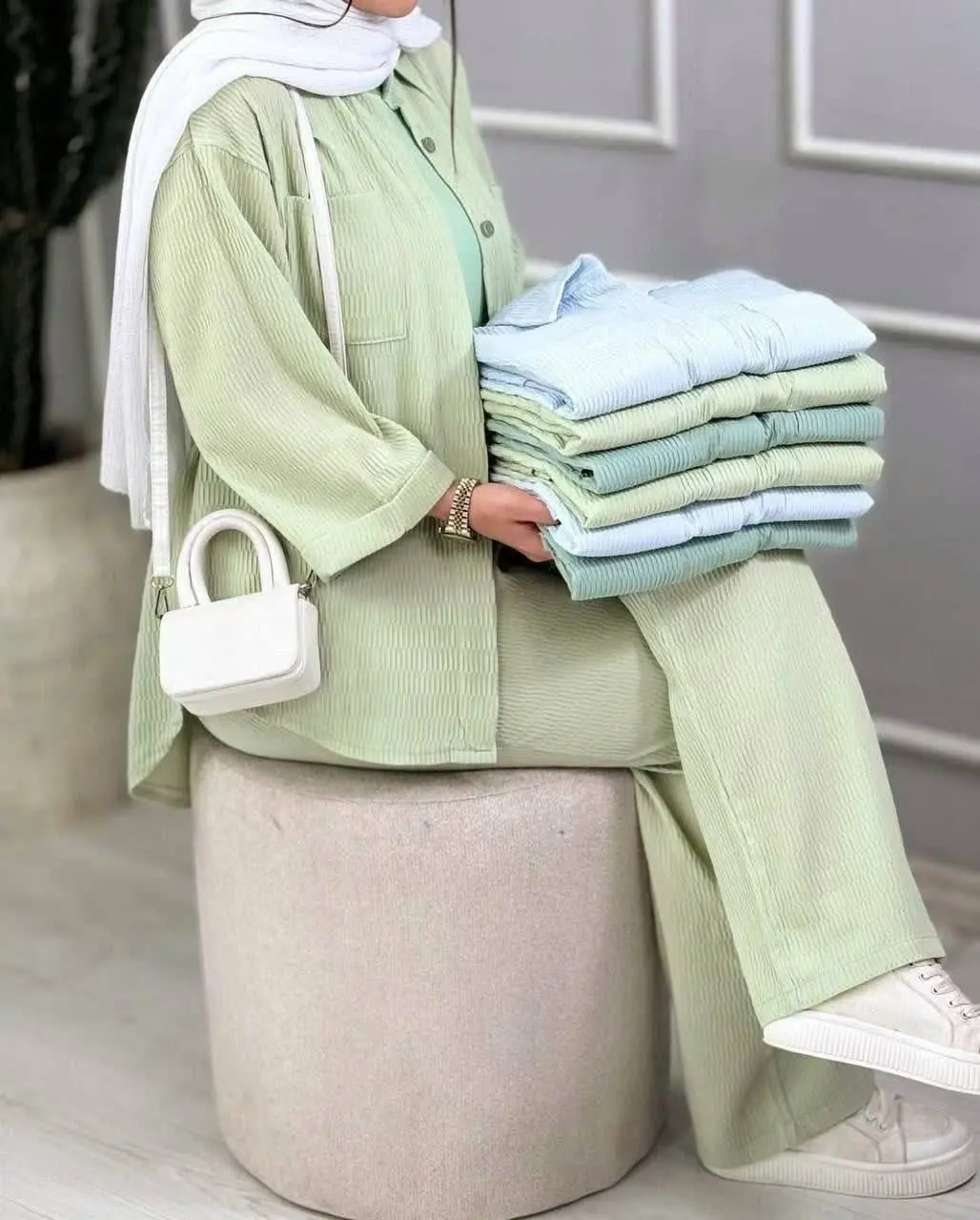 🦋نام محصول: مانتوشلوار السا 
