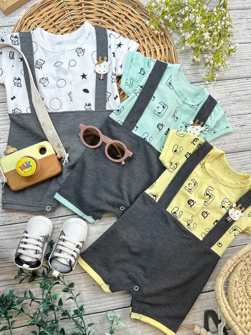 رامپر دوتکه پیشبندی جودون طرح حیوانات نوزادی و کودک کد ۱۸۰۲۹ 
