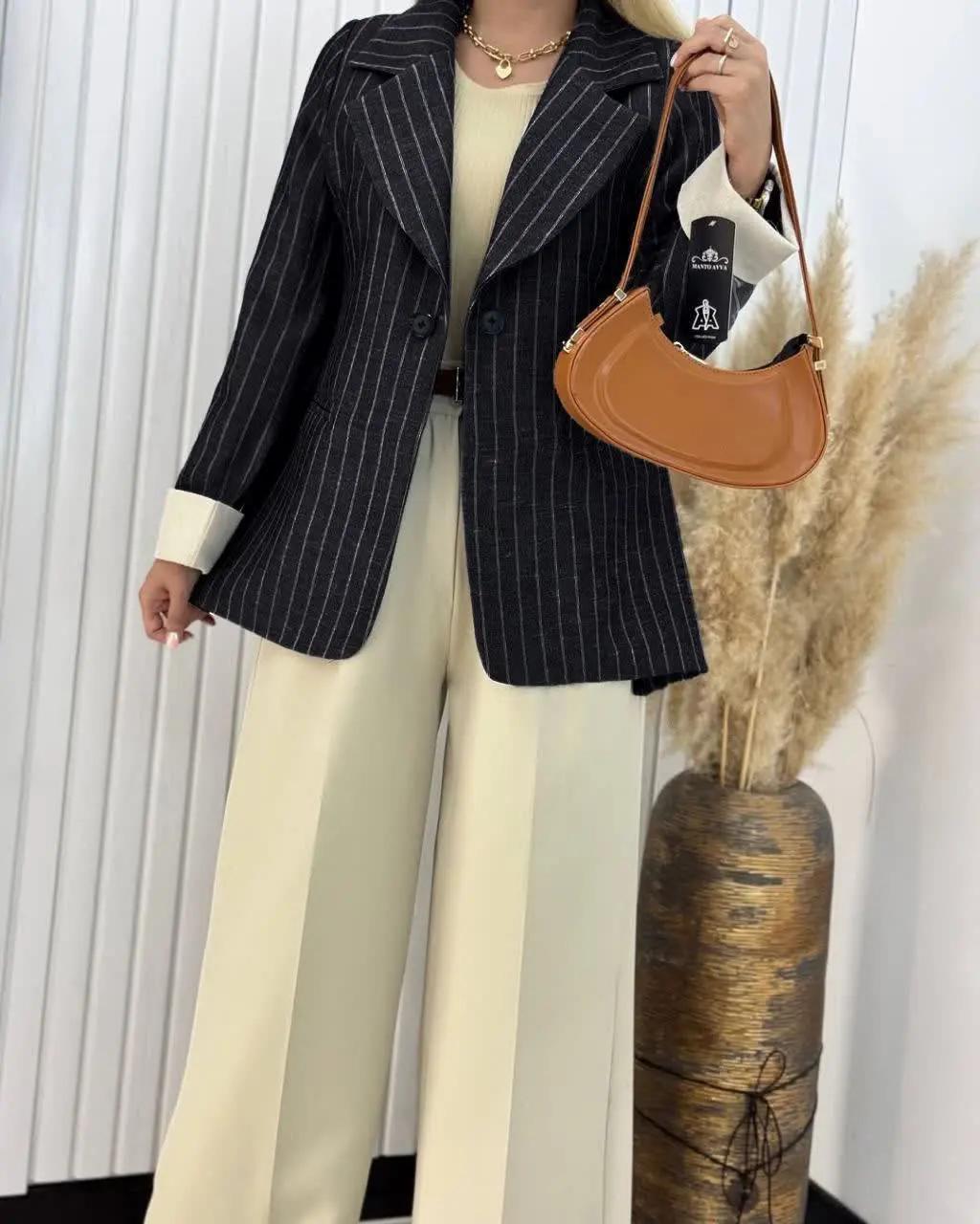 👚 نام: مانتو کتی نورماه✅