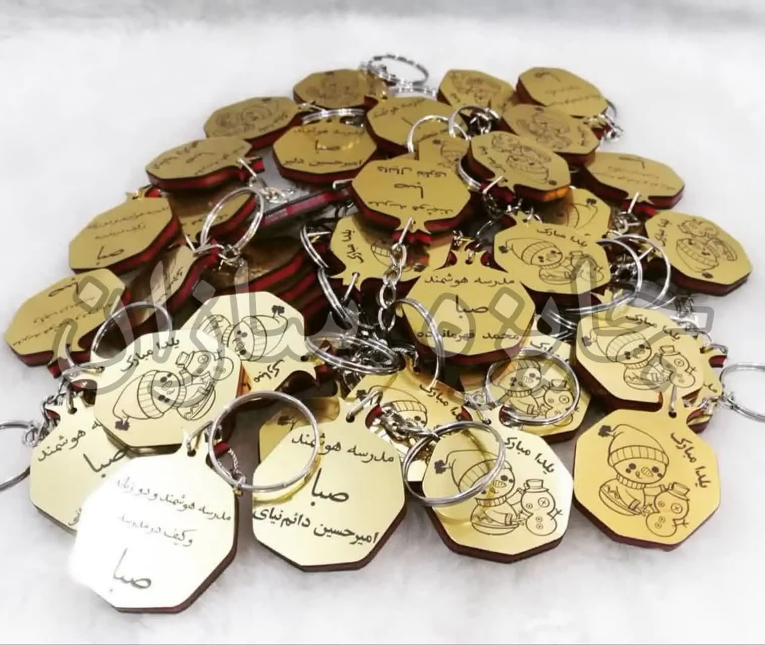 آویز کلیدهای یلدایی رنگ طلایی🤩