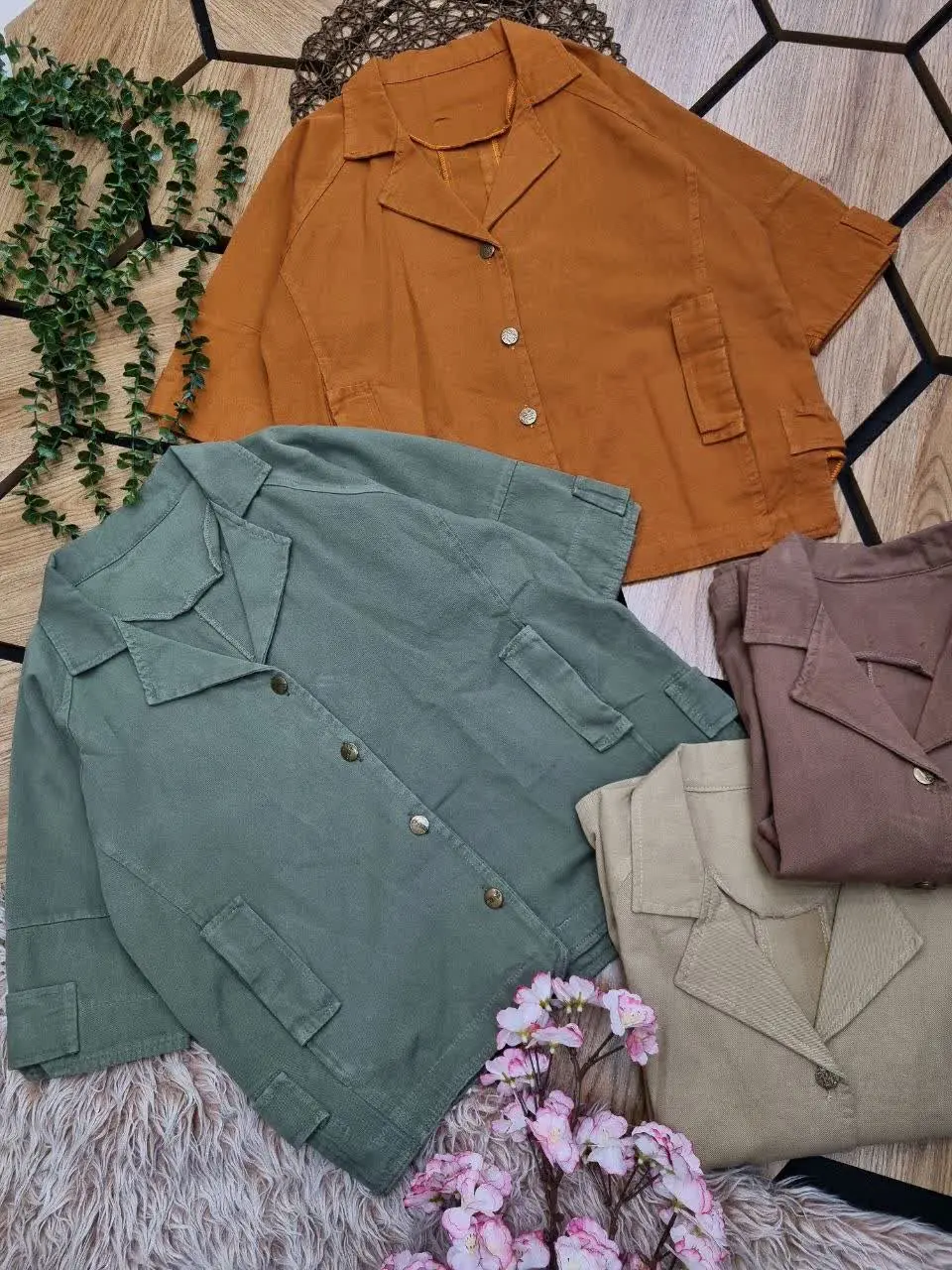 🇮🇷🧥🧶👗👚🎽👕👖👔💎
